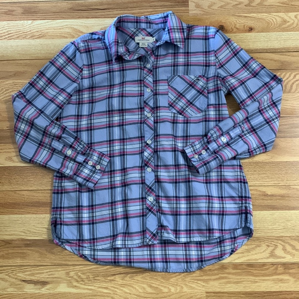 Women vineyard vines shirt